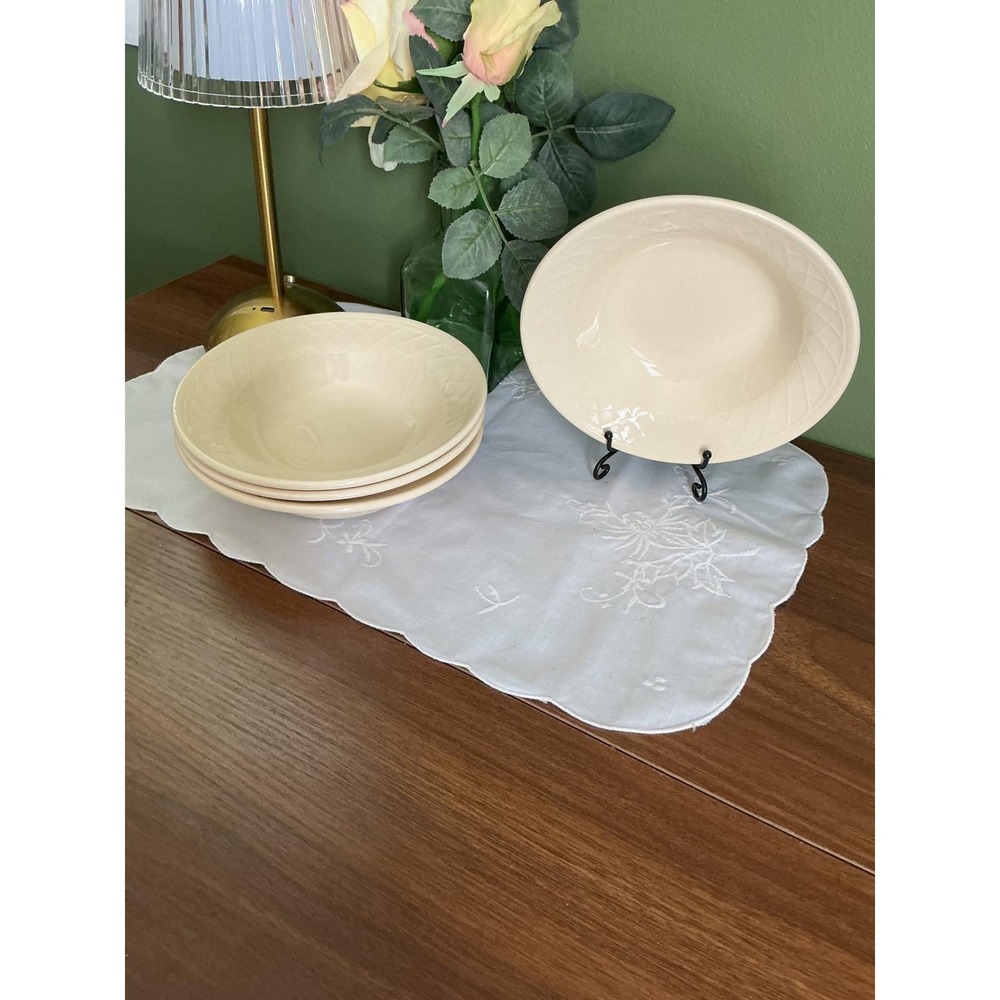 Vintage Franciscan Lattice Pattern Bowls Set of 4